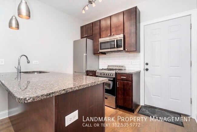 Photo - 2642 W Luther St Unit 1F