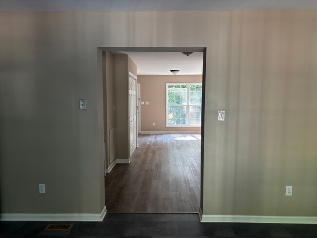 Photo - 8517 Kangaroo Ct