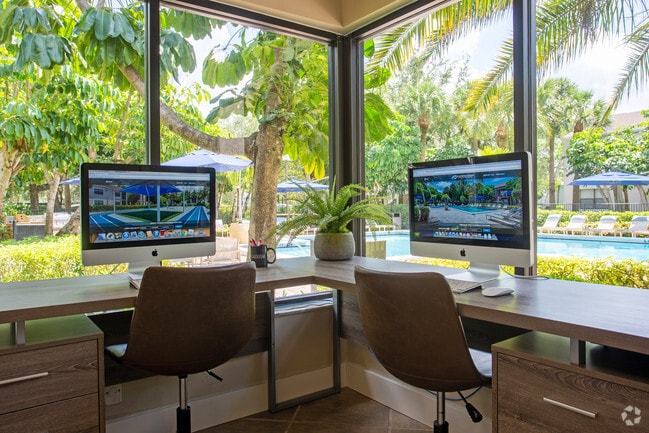 Business Center - Plantation Colony