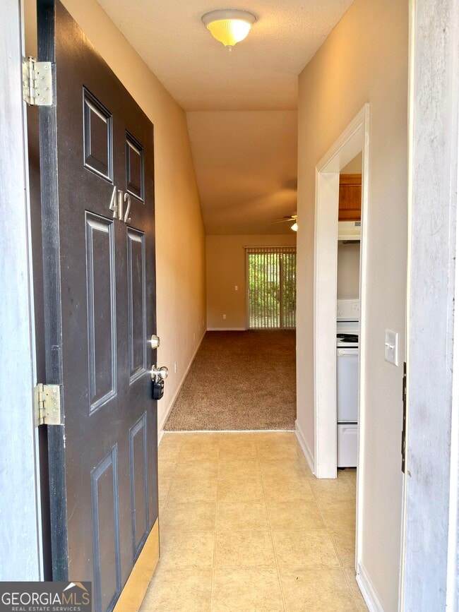 Photo - 412 Lawnwood Ct