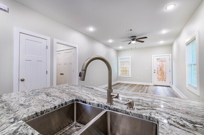 Photo - 108 Clearing Wy