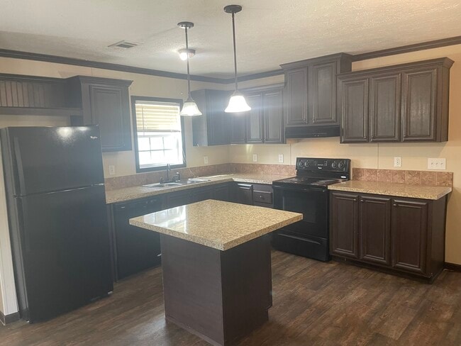 Photo - 2062 Krist Ln