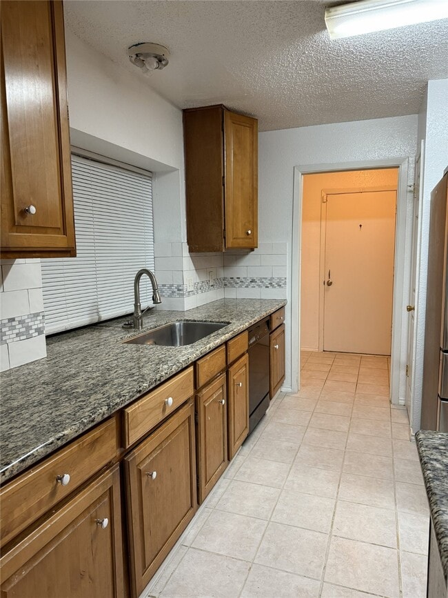 Photo - 3323 Big Horn Ct