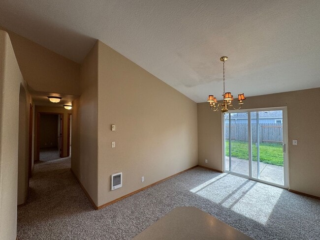 Photo - 3 Bedroom 2 Bath House in Bethel-Danebo