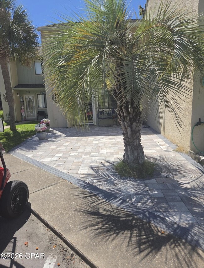 218 White Sandy Dr