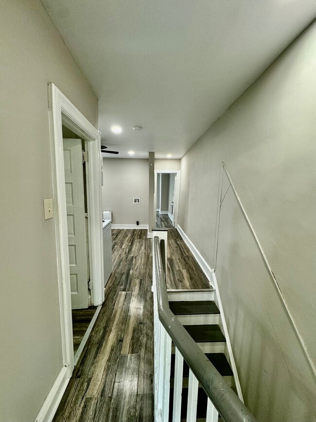 Photo - 4323 N 8th St Unit 2