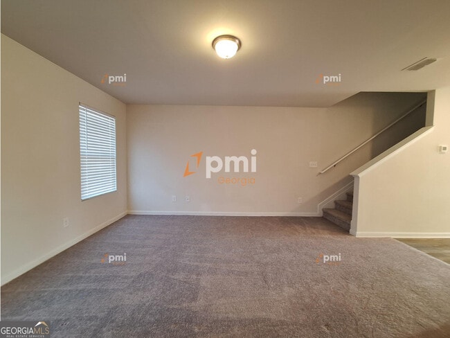 Photo - 127 Maple Dr