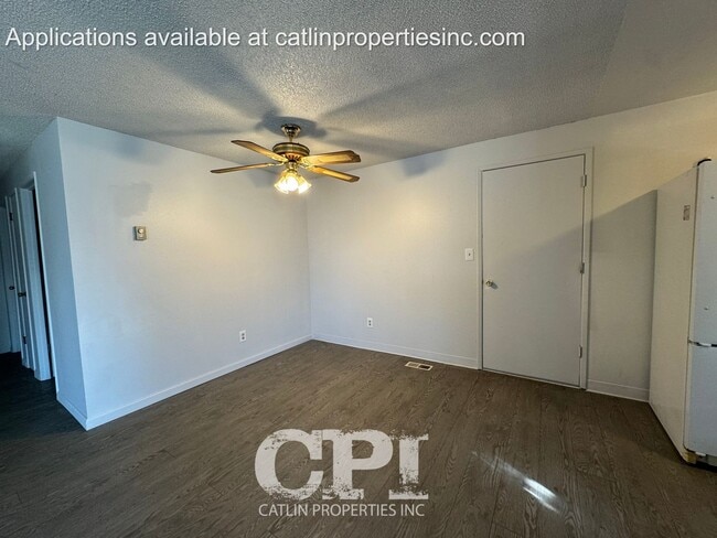 Photo - 410 Brierwood Ct SE