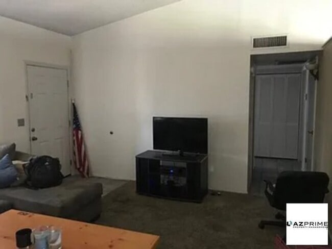 Photo - N Paradise Park Dr