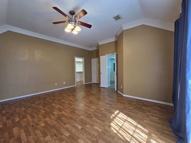 Photo - 6903 Springcrest Ct