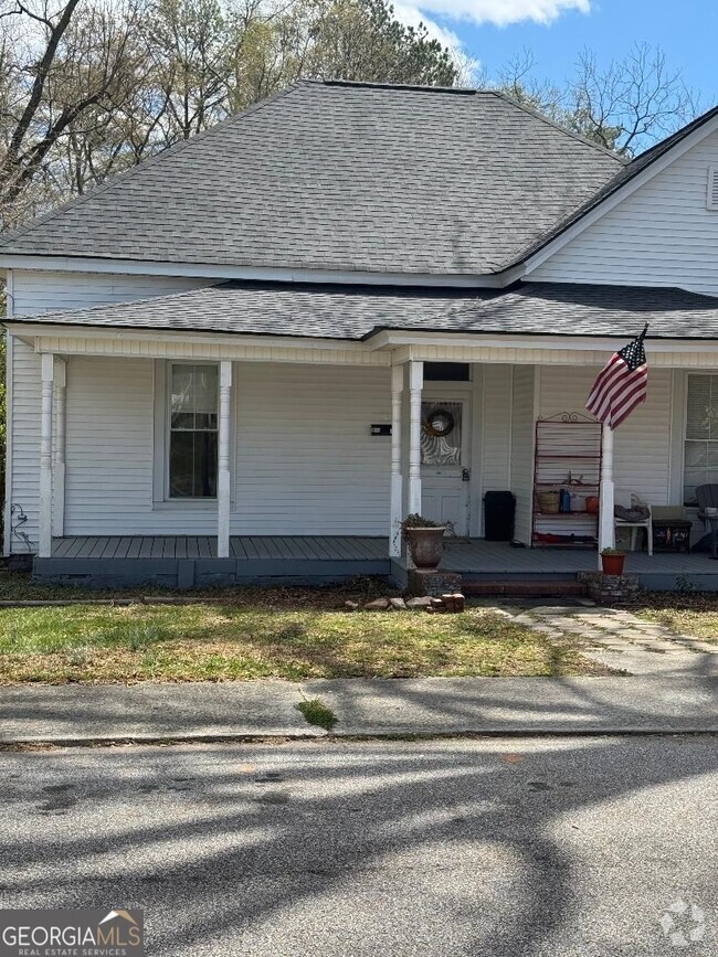 Building Photo - 235 Boulevard Rental