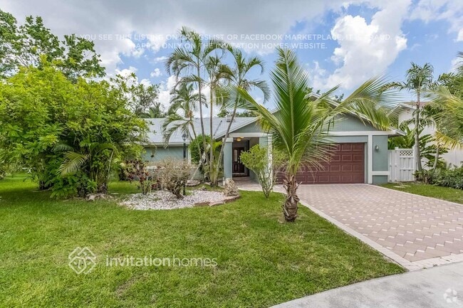 Building Photo - 9721 Carousel Cir N Rental