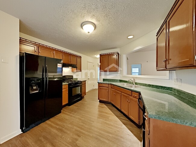 Photo - 113 Buttonwood Dr