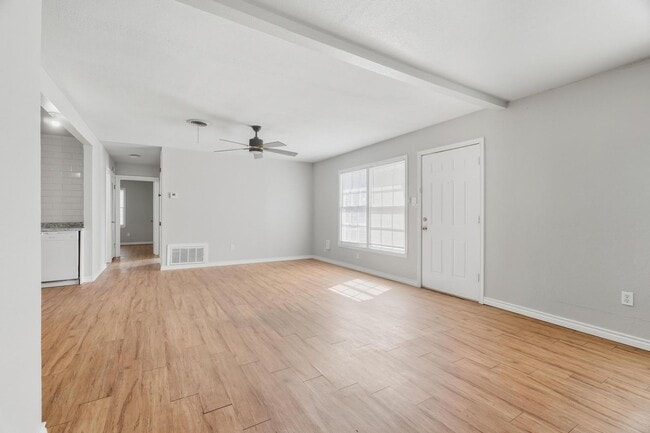 Photo - 2034 Collins Ave