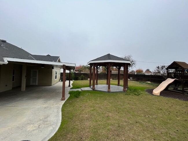 Photo - You have to see this yard and patio in the Vineyard subdivision in Northwest Hanford