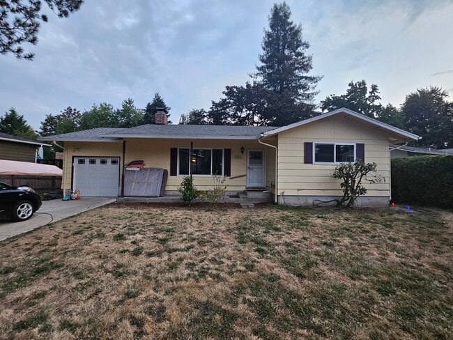 Photo - 6336 SE Cedarcrest Dr Unit A