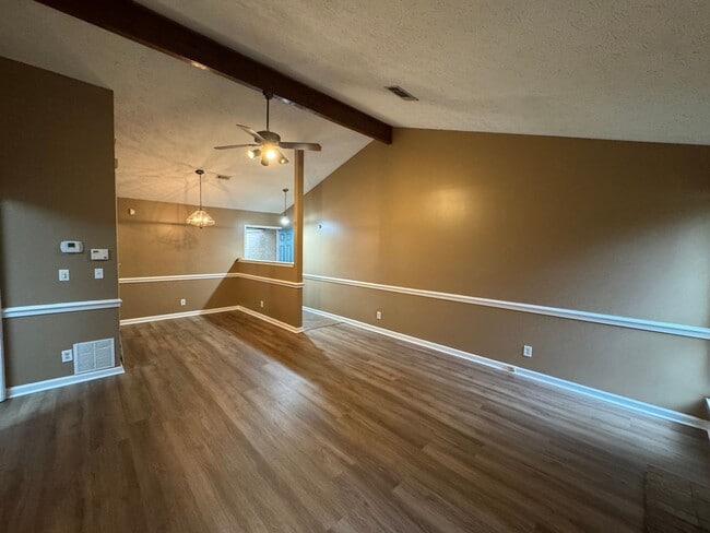 Photo - Attached Single Level 3 bedroom 2 bath
