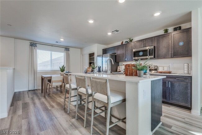 Photo - 6810 Truffle Gray St