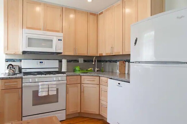 Photo - 3934 46th St Unit 2E