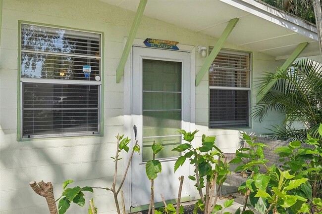 Building Photo - 627 61st Ave S Rental