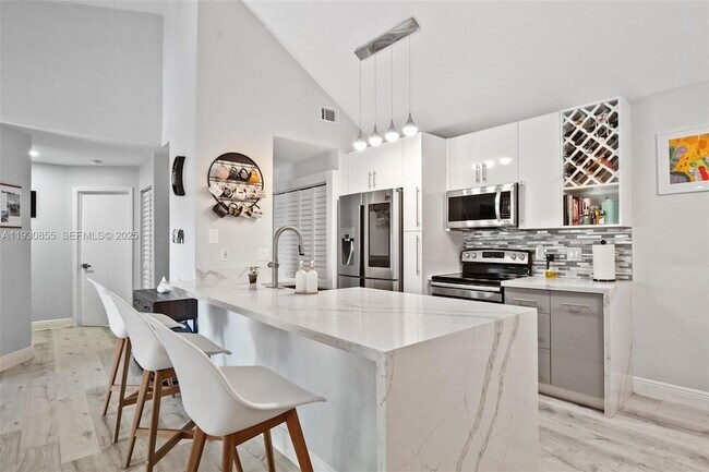 Photo - 15770 SW 104th Terrace Unit 301