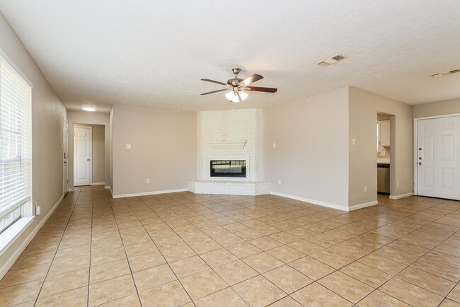 Photo - 8514 Forest Point Dr