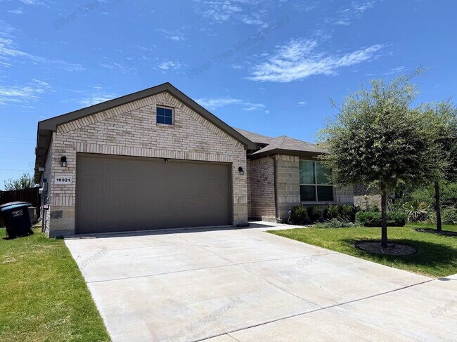 Photo - 10921 Rockchapel Dr