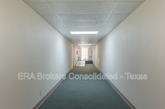 Photo - 4119 Castlewood Unit 304 F