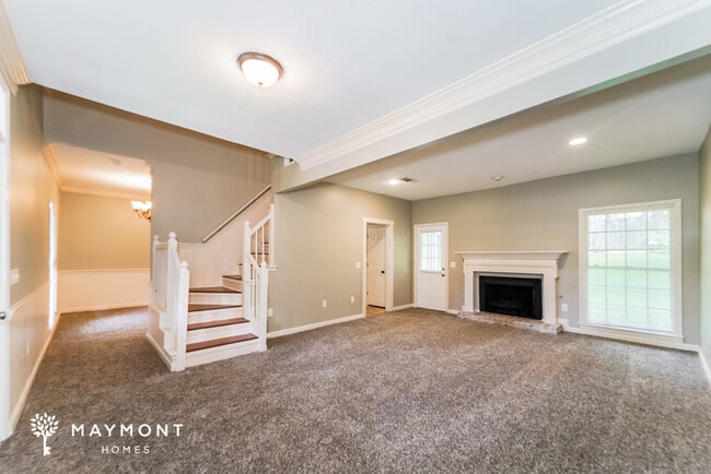 Photo - 110 Bayleaf Ln