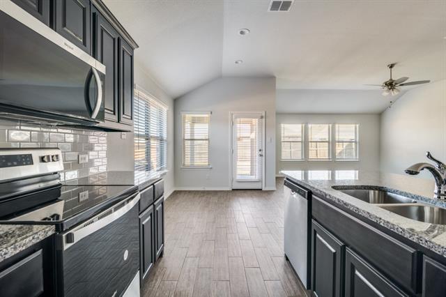 Photo - 3206 Cumby Dr