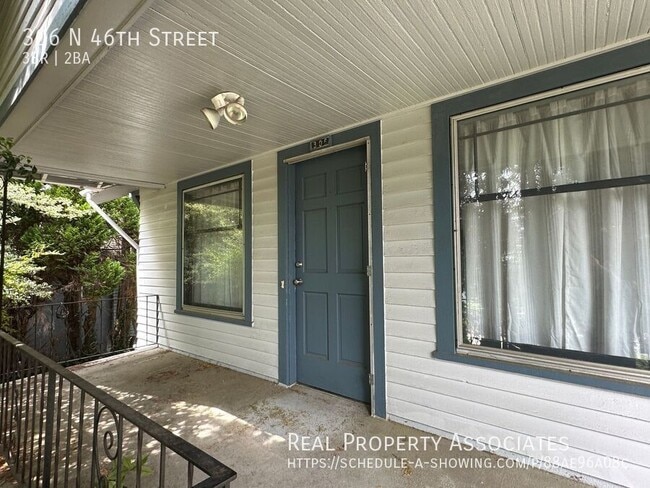 Building Photo - 306 N 46th St
