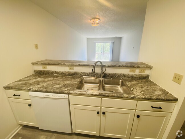 Building Photo - 365 Unit 6 Rental