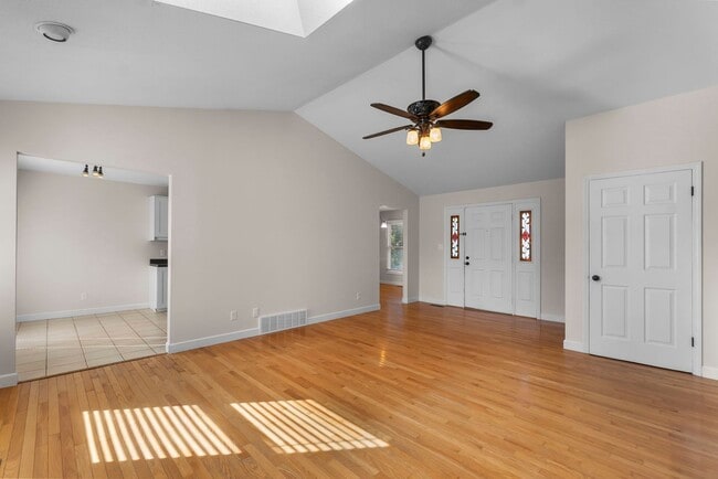 Photo - Spacious House in Cape Girardeau, Alma Schrader School District