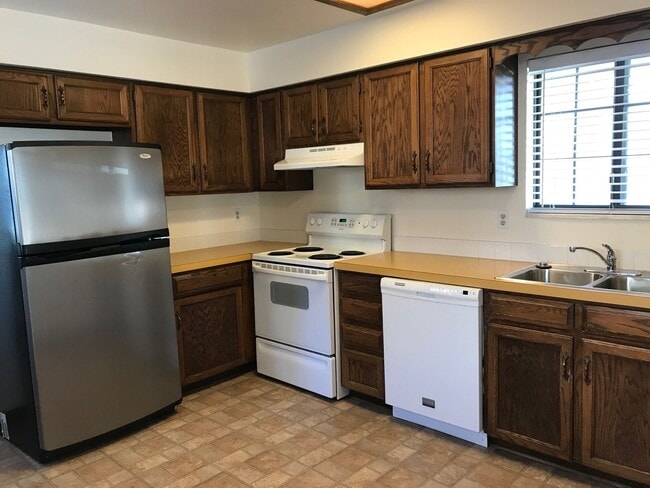 Photo - 3723-3725 Findlay Lane - Mitchell Unit 3723