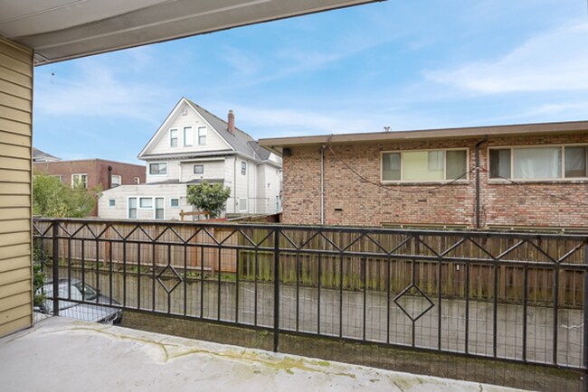 Photo - Malden House