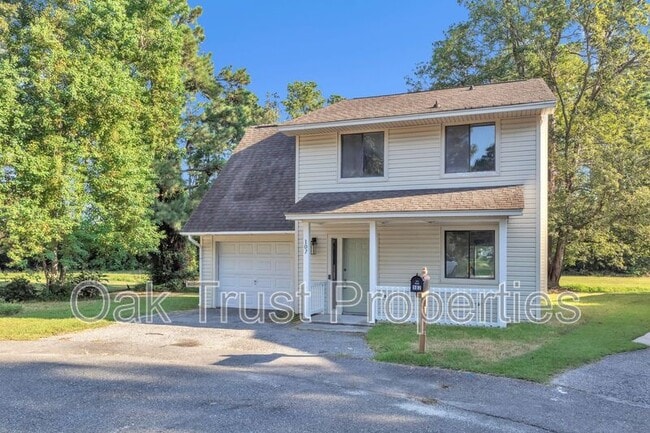 Photo - 107 Willow Ct