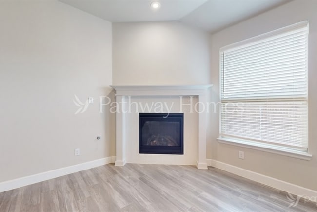 Photo - 3556 Walnut Rdg Dr