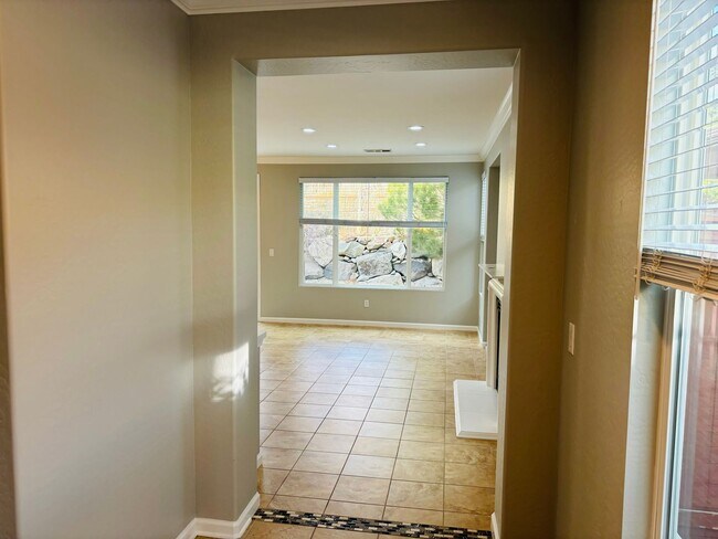 Photo - Beautiful Sommerset Home for Lease