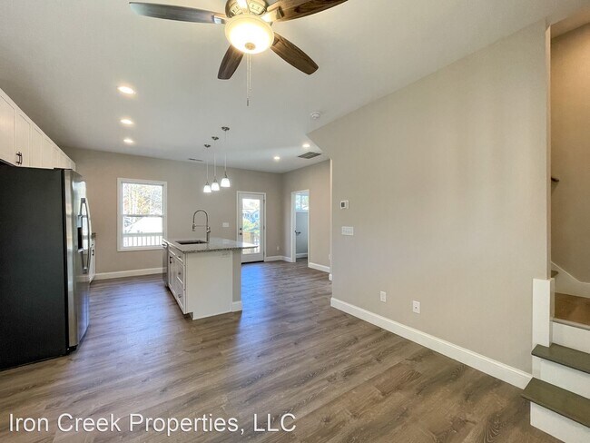 Photo - 3 br, 2.5 bath House - 12 Revonda Way