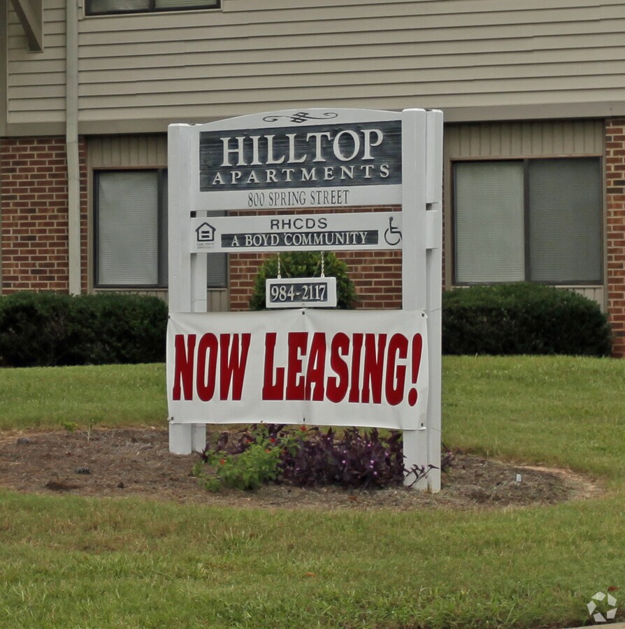 Photo - Hilltop Apartments