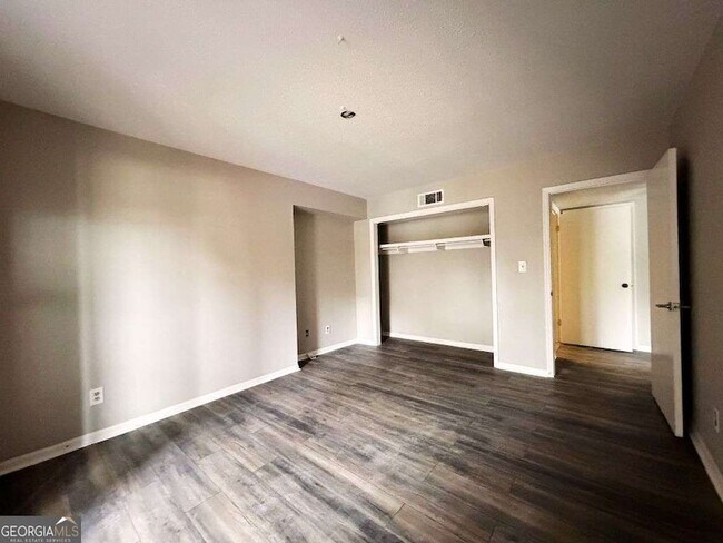 Photo - 2928 Parc Lorraine