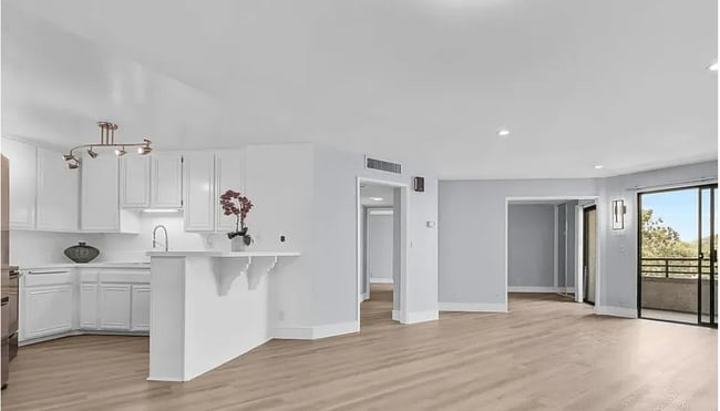 Building Photo - 4589 Via Marisol Unit 260 Rental