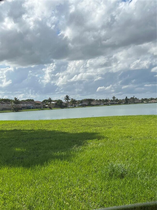 Building Photo - 17798 SW 139th Ct Rental