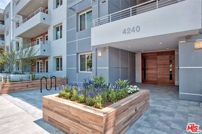 Photo - 4240 Laurel Canyon Blvd Unit 402