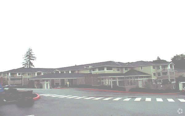 Photo - Le Chateau Condominiums