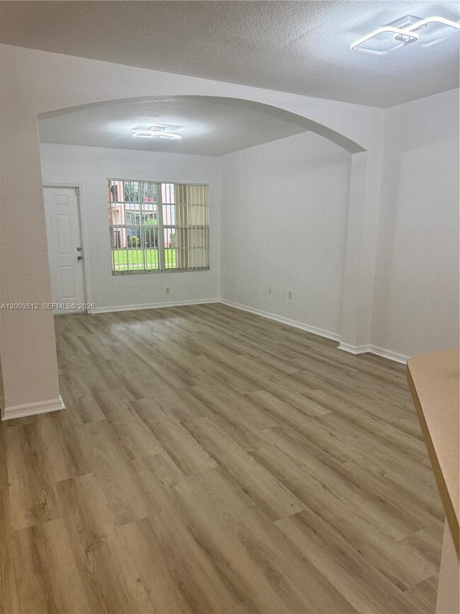 Photo - 1109 Belmont Ln Unit 1109