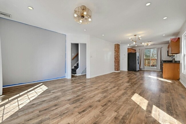 Photo - 30 Columbia Terrace