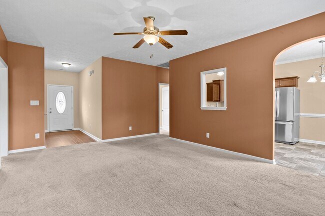 215 Classy Ct