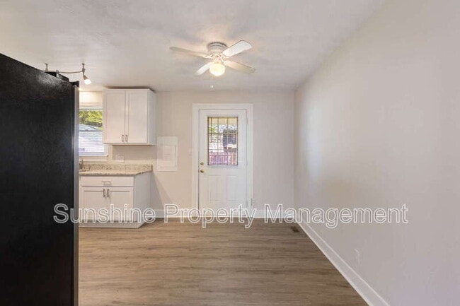 Photo - 1115 Wright Ave