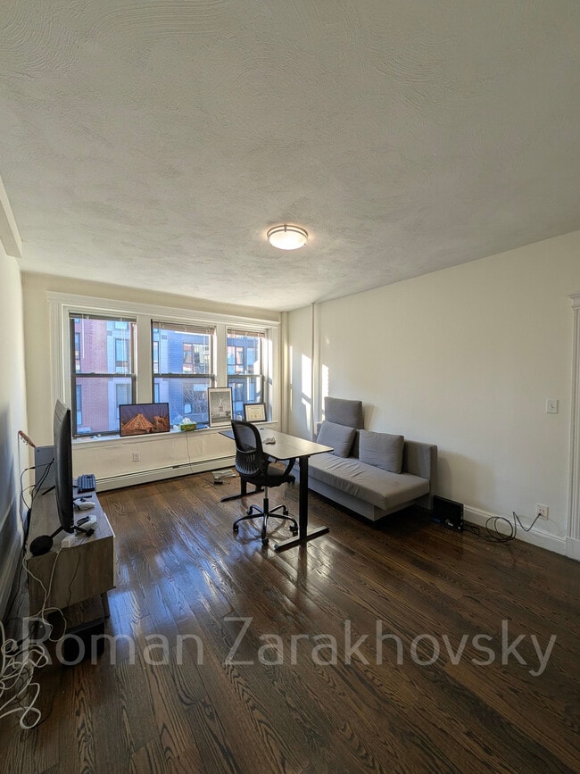 Photo - 74 Brainerd Rd Unidad 9